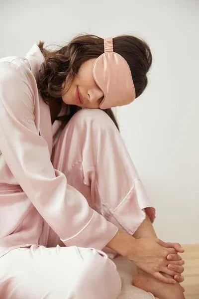 100% Silk Sleep Mask "Ashes of Roses"