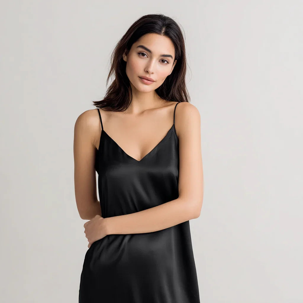 Rochie de noapte din mătase „Negru elegant”